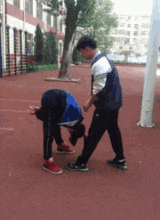 奶龙吃瓜gif,萌态十足，萌动你的心弦