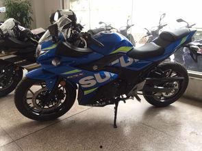 杭州摩托吃瓜,街头一幕引发网友热议