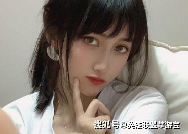 lol吃瓜女博主,揭秘电竞圈幕后故事
