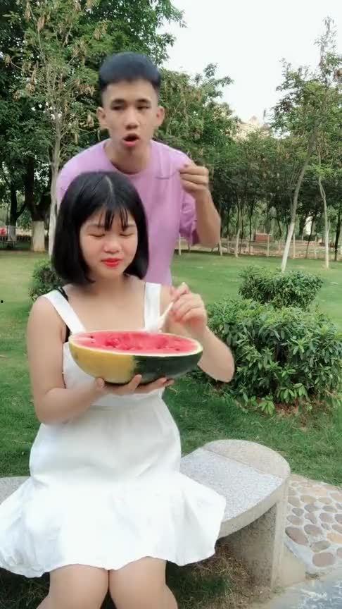 吃自己老婆的瓜,揭秘吃瓜群众眼中的“夫妻美食瓜”