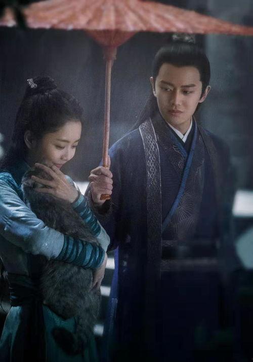 锦衣之下众人吃瓜,众人吃瓜，揭秘剧中幕后故事