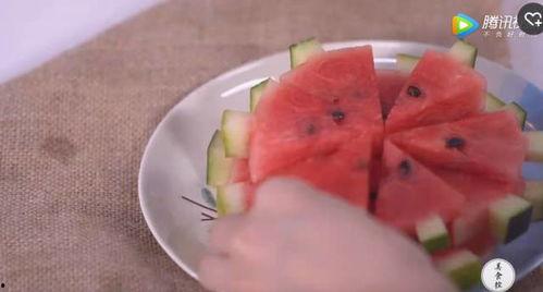 吃瓜的花样,揭秘吃瓜群众的多样吃瓜姿势